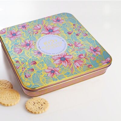 Shortbread biscuits natural assortment of pure fresh butter, salted butter caramel, chocolate and apricot chips - "Vegetable Magic" metal box 400 g
