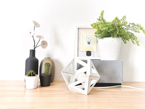 Petite lampe origami blanc