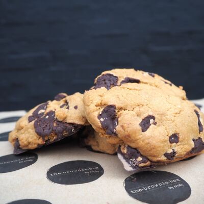 Vegan Chocolate Chunk Cookie