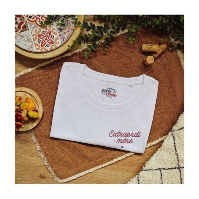Embroidered T-shirt - Extraordinary mother