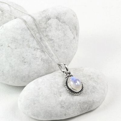 Twisted Wire Oval Pendant Necklace with Moonstone in Sterling Silver - 18"
