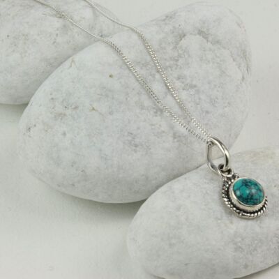 Twisted Wire Round Pendant Necklace with Turquoise in Sterling Silver - 18"
