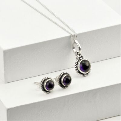 Round Amethyst Jewellery Set in Sterling Silver - 18"