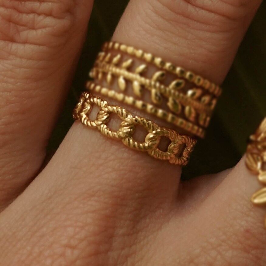 Anello in acciaio a maglia piatta