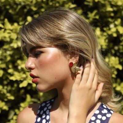 Fuchsia/burgundy linen druse earrings