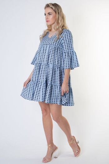 Robe smockée bleu pâle à pois 2