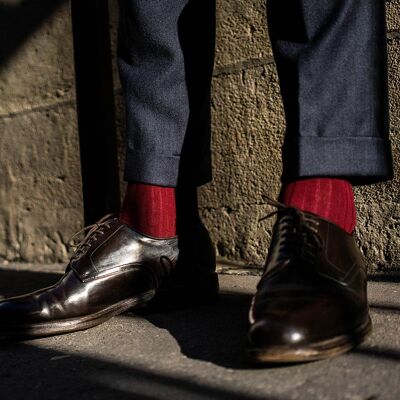 Burgundy Ribbed Socks