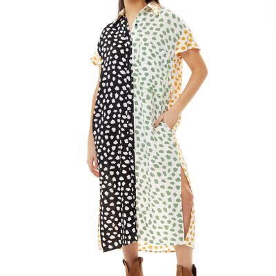 Liquorish Animal Print Oversized Shirt Dress with Yellow Collar