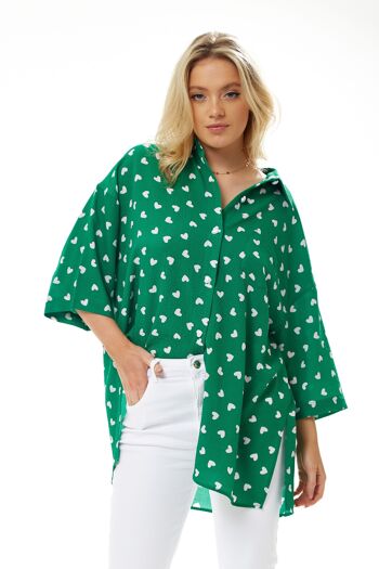 Liquorish White Heart Print Shirt en vert 13