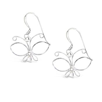 Belles boucles d'oreilles papillon