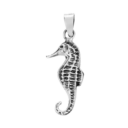 Pretty Seahorse Pendant