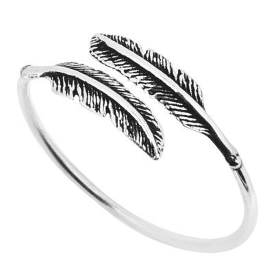 Jolie bague plume délicate