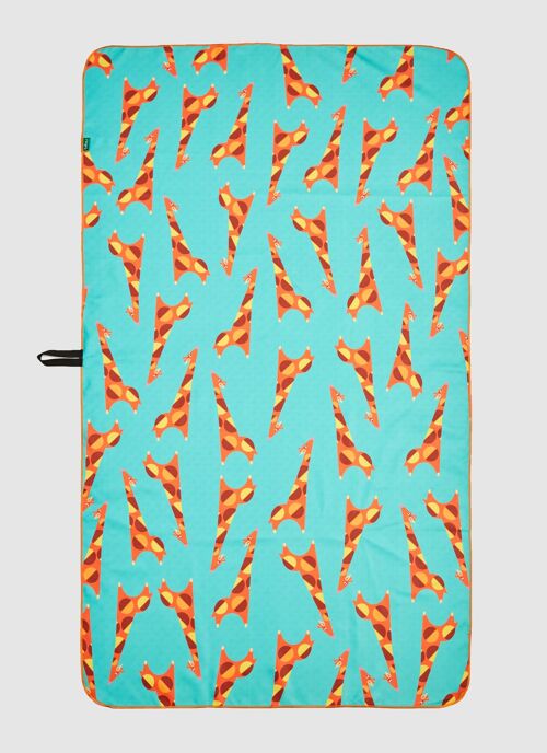 Giraffes microfiber towel