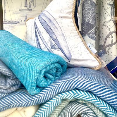 Lambswool Herringbone Blankets - Teal Blue