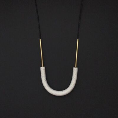 Uta long necklace