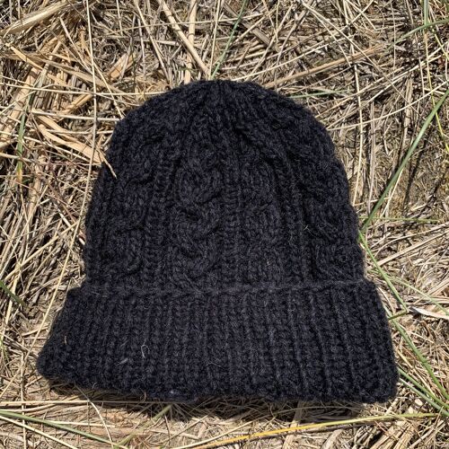 Nino black beanie