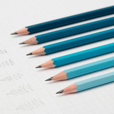 Gradient Sketching Pencils - Light Blue