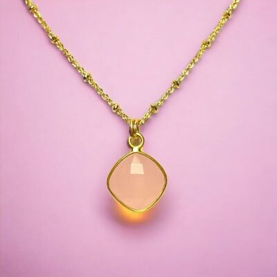 Fine gold-plated "CAMILLA" pendant in pink Chalcedony stone