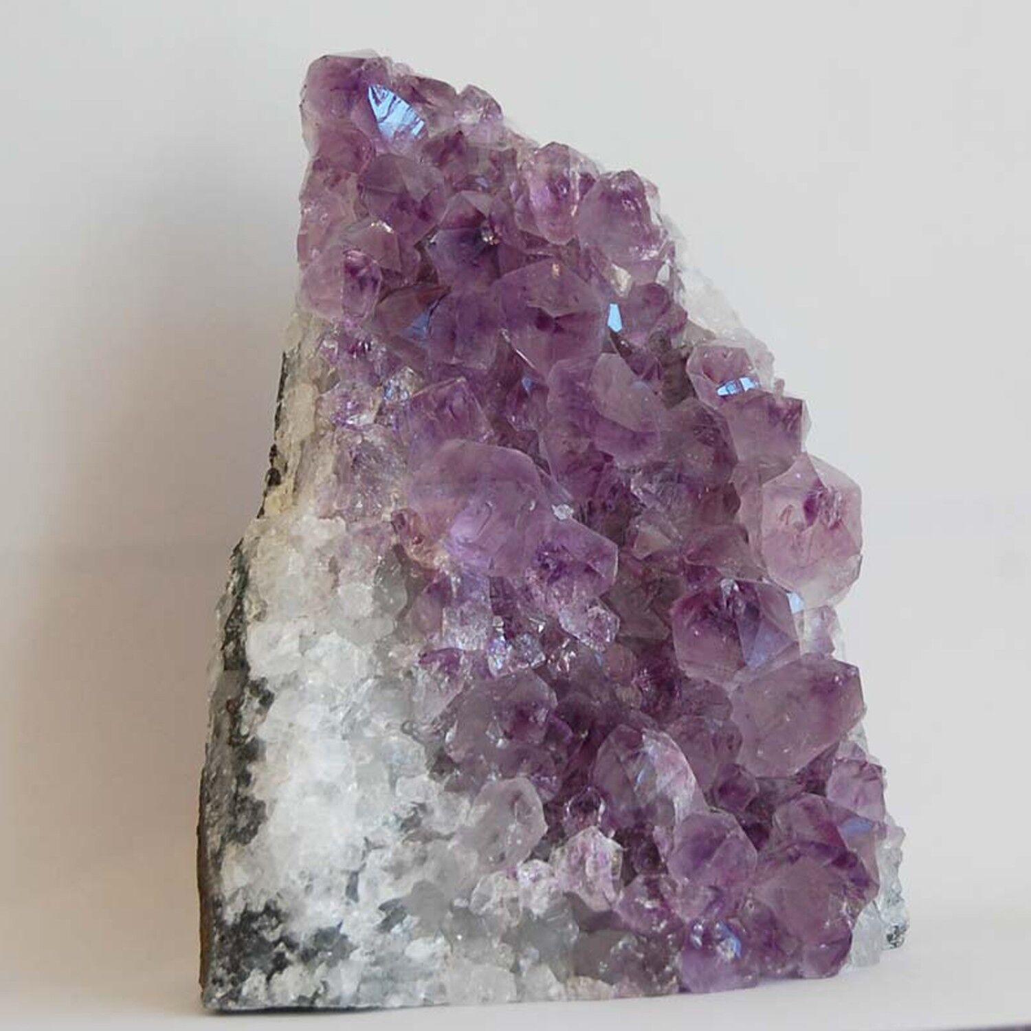 Roher Uruguay-Amethyst-Geode, A-Klasse - 789 g