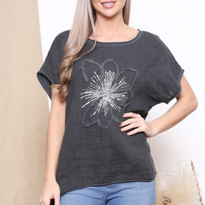 Camiseta de lino gris antracita con flor de lentejuelas