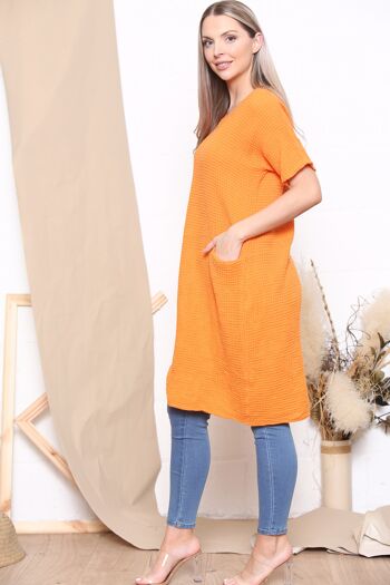 Robe texture gaufrée orange avec poches 2