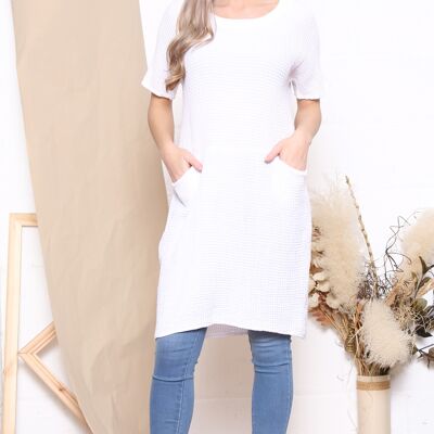 White  waffle texture dress with pockets