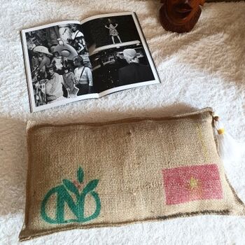 Coussin de sol en sac de cafe toile de jute recyclee vietnam 1