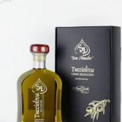 Extra virgin olive oil Tuccioliva MATILDA 700 ML BLACK CASE