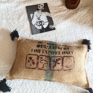 Coussin de sol en sac de cafe toile de jute recyclee indonesie export