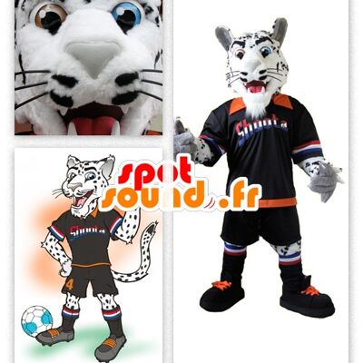 Costume de mascotte personnalisable de tigre blanc et noir avec son habit de footballeur.