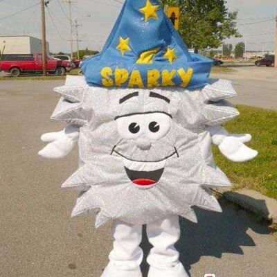 Costume de mascotte personnalisable d'étoile argentée, avec un chapeau de magicien.