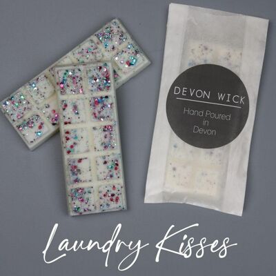 Laundry Kisses Snap Bar