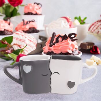 MIAMIO - Tasses à café/Kissing Mugs Set Cadeaux pour Femme/Homme/Petit Ami/Petite Amie pour Mariage/Noël en Céramique (Gris) 1