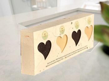 Coffret cadeau savon au lait d'ânesse avec coeur 1