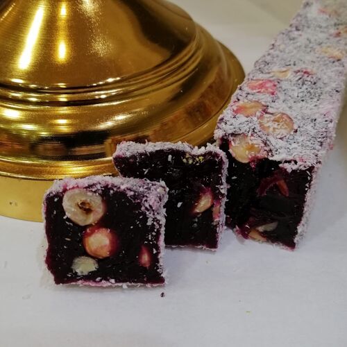 Blueberry with Hazelnut Square Turkish Delight - 100 Gr