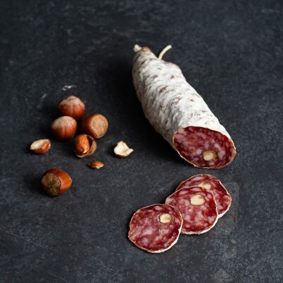 Saucisson sec aux noisettes