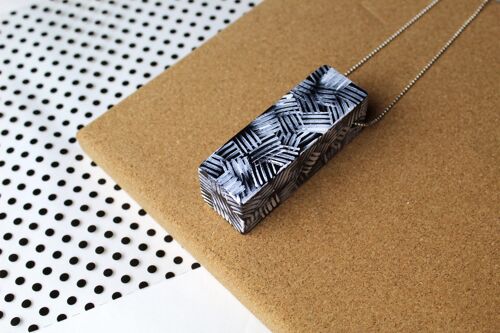 Cuboid  vertical large necklace asst - dashes black ,