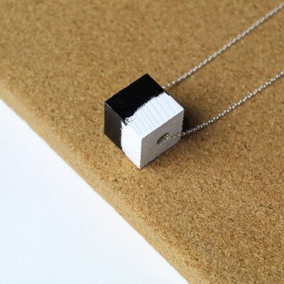 Small square necklace assorted - ombre ,