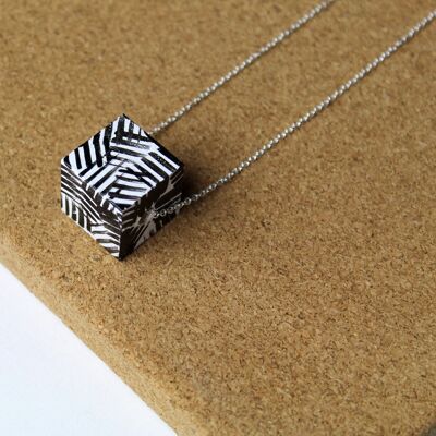 Small square necklace assorted - dases b/w ,