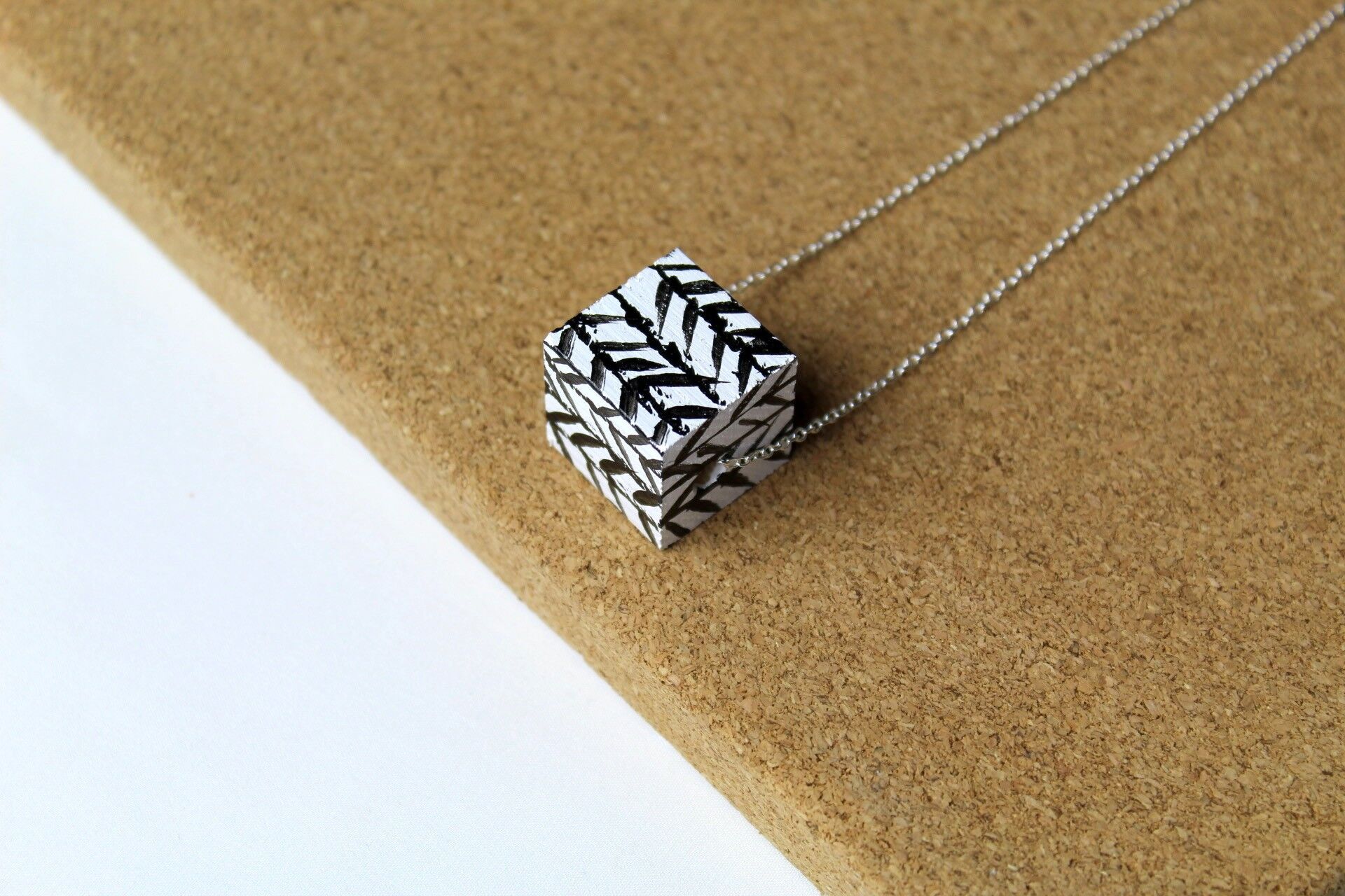 COLLANA PICCOLO QUADRATO ASSORTITO - CHEVRON ,