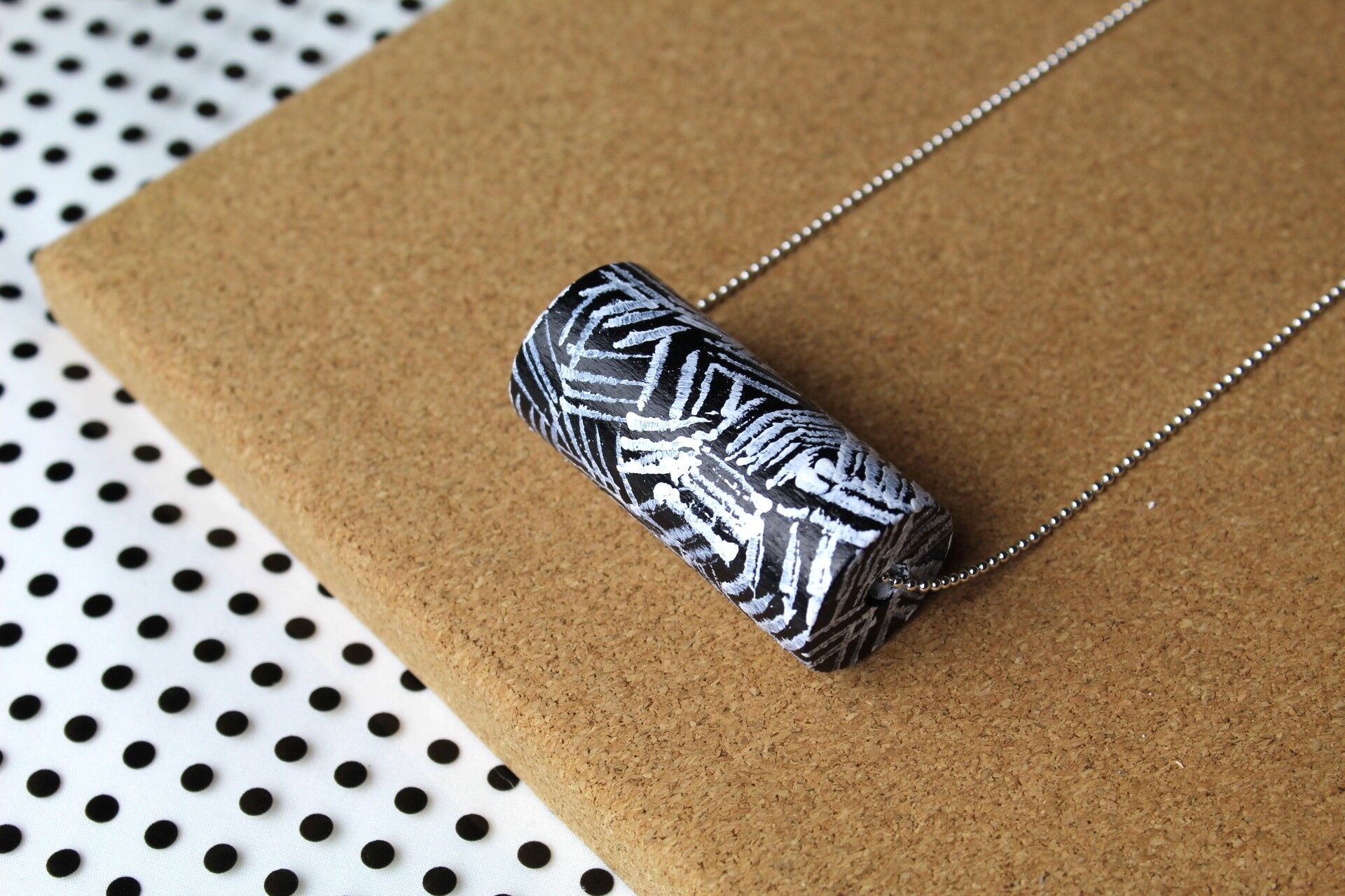 DASHES CILINDRO COLLANA ORIZZONTALE ,