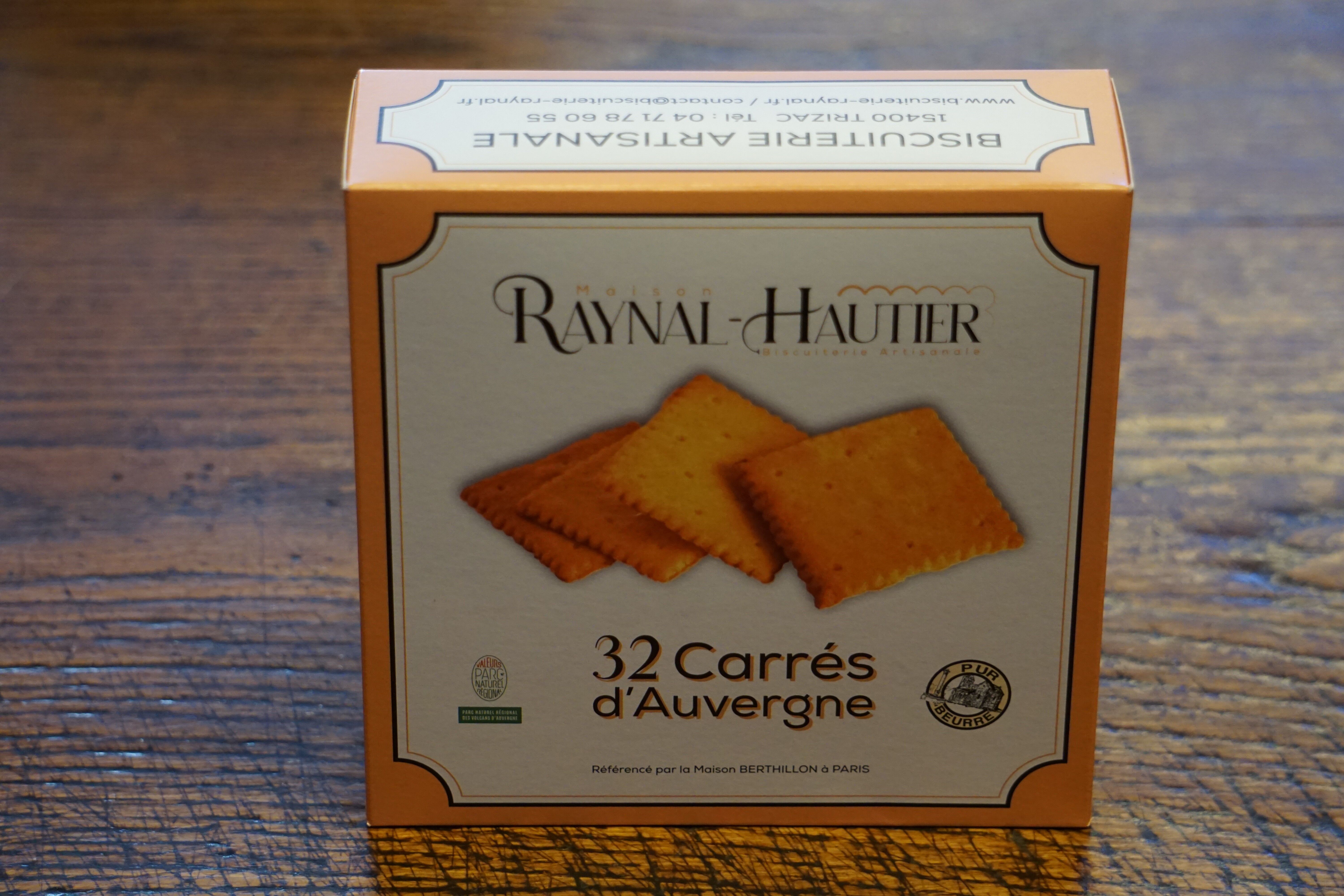 Boxes of 32 Carrés d'Auvergne