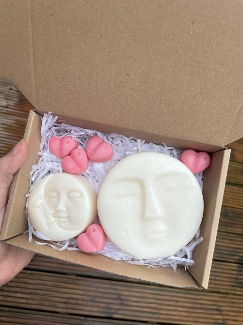 XL Moon Face Candle Alien