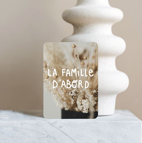 Carte La famille d'abord - A6