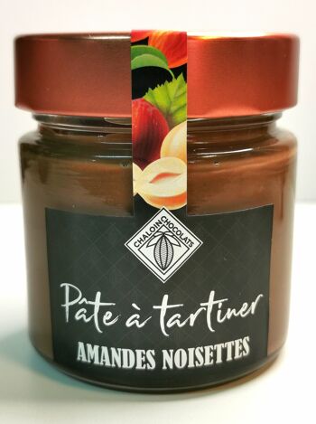 Pâte à tartiner Amandes-Noisettes 2