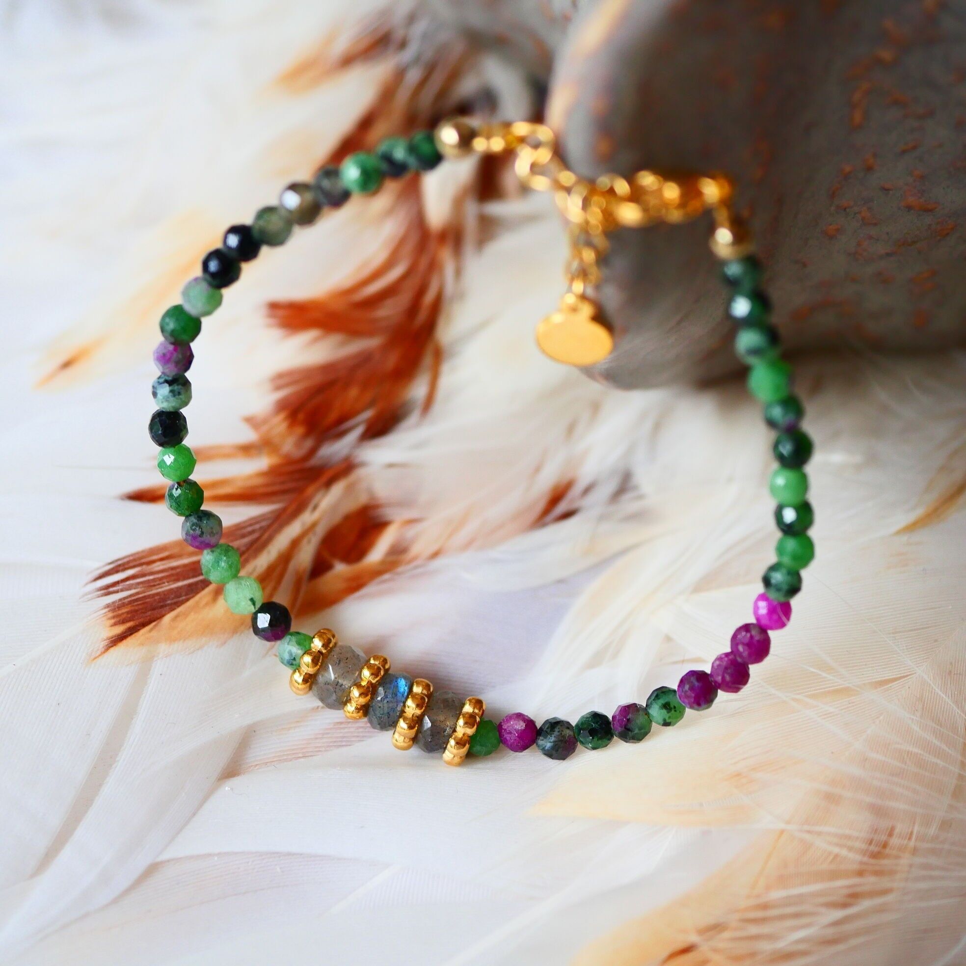 BRACCIALE KAMALA RUBY ZOISITE