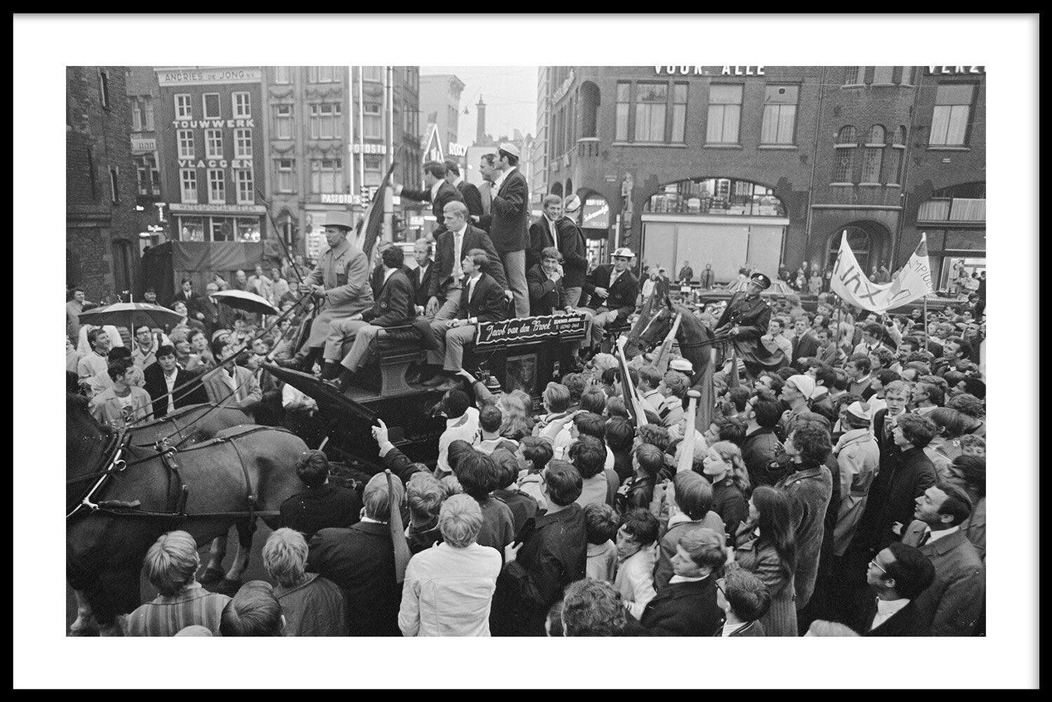 Walljar - Campione AFC Ajax '68 - Poster con cornice / 60 x 90 cm