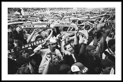 Walljar - AFC Ajax kampioen '82 - Poster met lijst / 60 x 90 cm