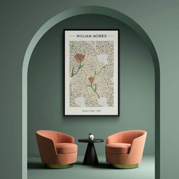 Walljar - William Morris - Garden Tulip - Affiche avec cadre / 40 x 60 cm 2