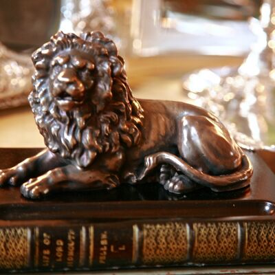 Book Pen Holder with Bronzed Lion BLACK